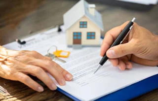 راهنمای جامع و عملیاتی معاملات املاک و تنظیم قرارداد (از صفر تا صد)